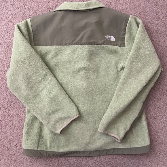 The North Face Denali Jacket - Picture 2 of 4